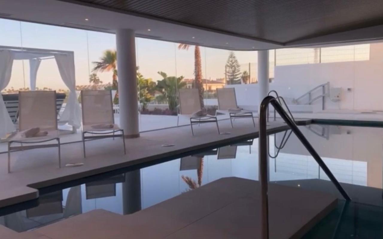 Luxury Apartment Juliano - The View フエンヒロラ エクステリア 写真
