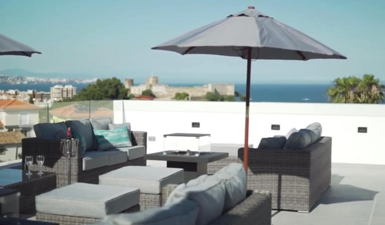 Luxury Apartment Juliano - The View フエンヒロラ エクステリア 写真