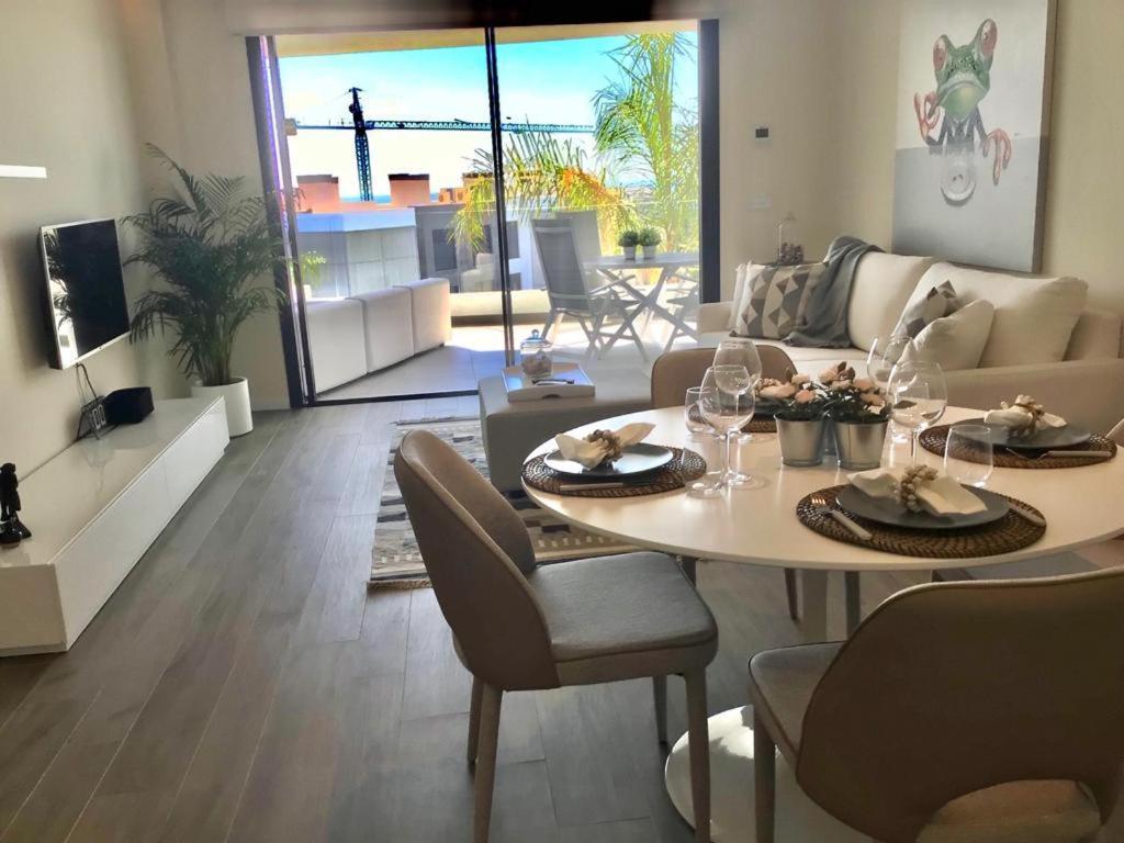 Luxury Apartment Juliano - The View フエンヒロラ エクステリア 写真